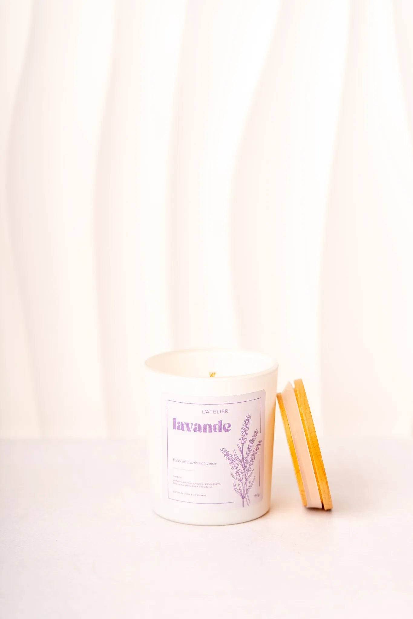 Bougie parfumée lavande de la marque L'Atelier