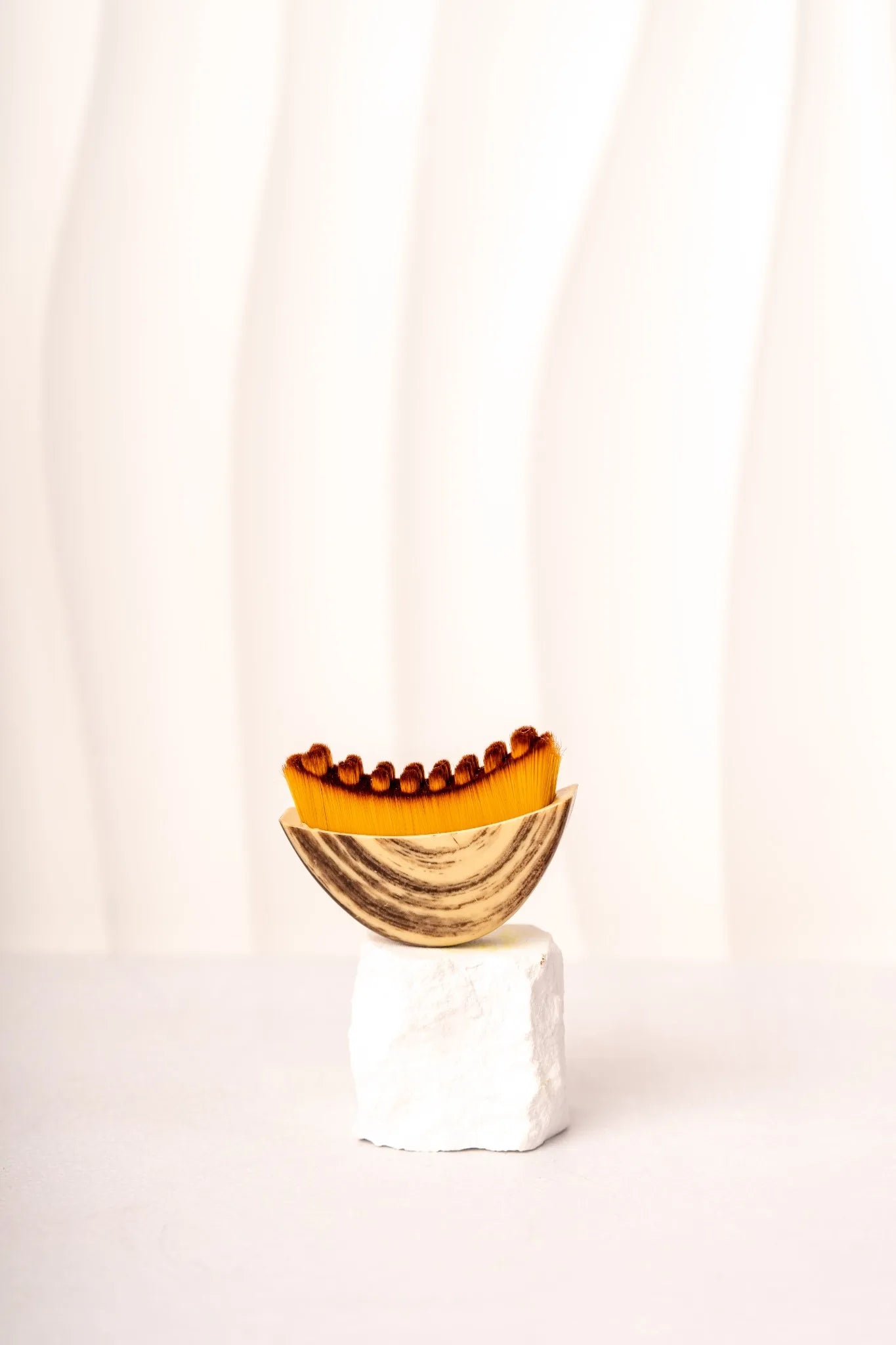Petite brosse drainante pour le visage