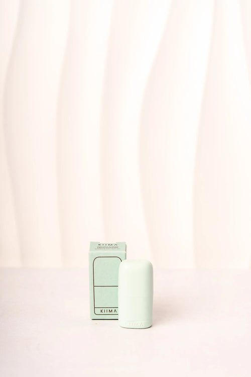 Applicateur de baume à lèvre à la menthe rechargeable de la marque Kiima