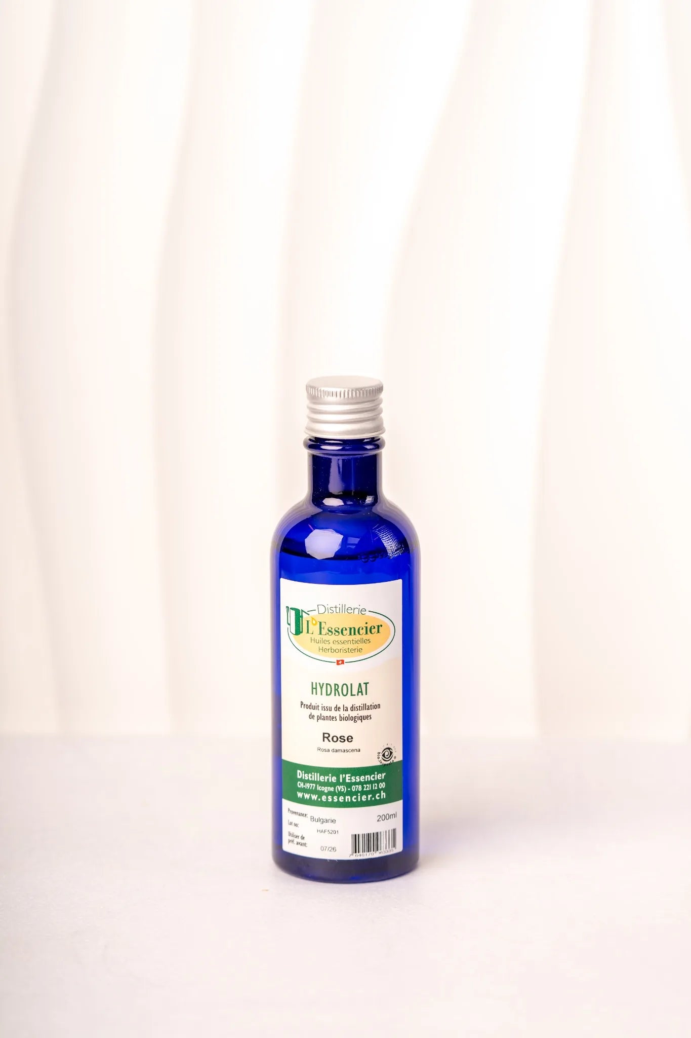 Hydrolat de rose bio de la marque L'Essencier